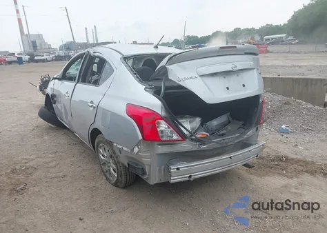 2018 Nissan Versa 1.6 Sv z USA, uszkodzony, nr VIN 3N1CN7AP5JL877903